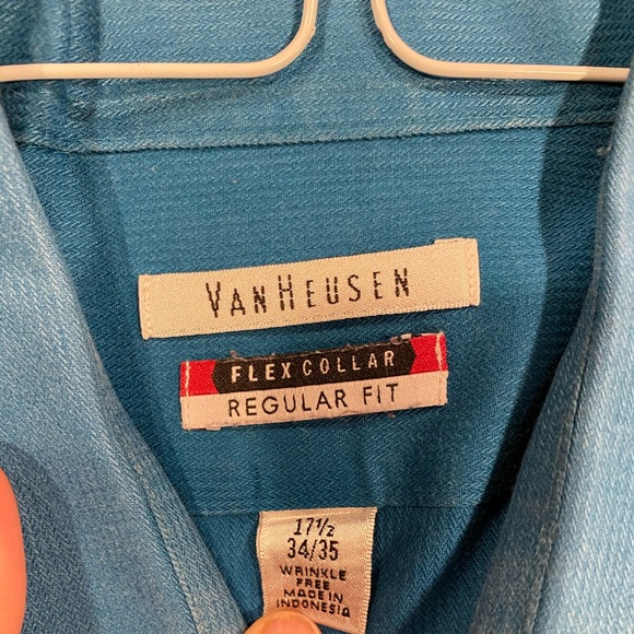 Van Heusen Button Down - Picture 6 of 6